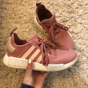 ✨PINK ADIDAS NMD